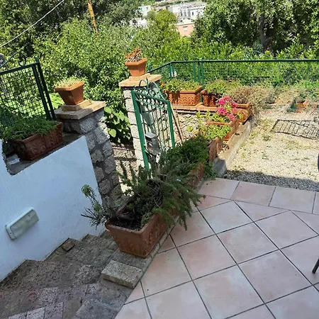 Apartment La Cicala Solo A Piedi In Salita 20 Minuti Dalla Piazzetta *