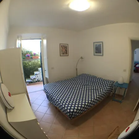 La Cicala Solo A Piedi In Salita 20 Minuti Dalla Piazzetta Apartment Capri